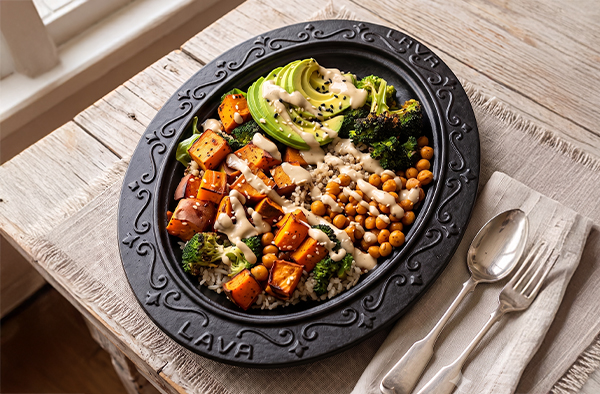 Fırında Sebzeli Kinoa Bowl Tarifi
